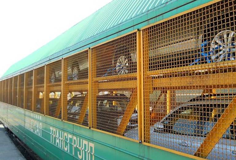 Железнодорожные перевозки авто сеткой из Владивостока в Томск