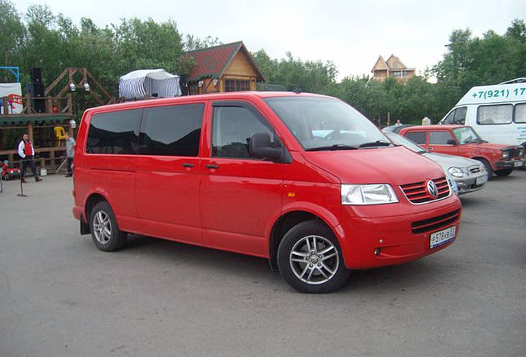 Заказ микроавтобуса дешево из Домодедово в Москва